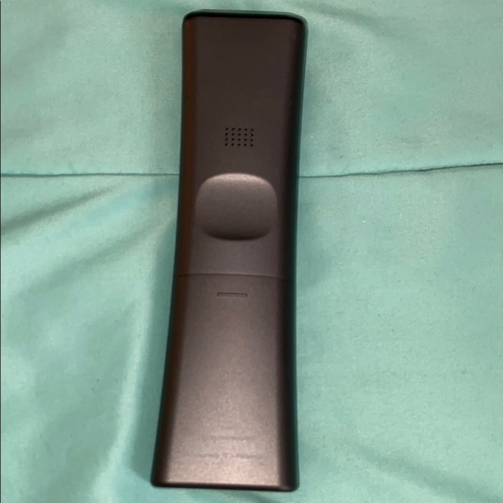 Xfinity XR11 remote - Picture 2 of 4